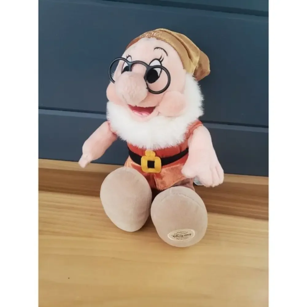 Vintage Disney Store Doc Plush‎